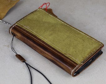 Handmade Vintage Leather For Galaxy Phone Case: Green Suede Pocket
