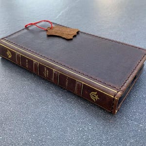 Custodia in vera pelle per Vivo X Fold Fold3 Pro Fold2 Fold+ con design a libro della Bibbia, portafoglio fatto a mano di ARICHI