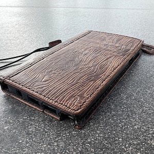 Funda de cuero genuino color canela para Samsung Galaxy s21 s20 Ultra s8 s9 Note 8 9 10 20 21 A71 A52 A12 A31 a32 4G 5G con estampado de madera y lavado a la piedra