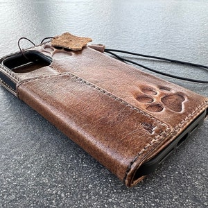 Funda de piel auténtica para iPhone 11, 12, 13, 14, 15 Pro Max, 6, 7, 8 Plus, SE, XS, funda tipo libro, billetera con estampado de patas de gato y perro, cierre magnético, arte DIY