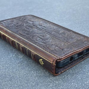 ARICHI Leather Bible Book  Wallet Case for Oppo Find N3, X6 Pro, Reno 10 Pro+ Reno 12 Pro, 9 5G  A78 A98 Handmade Embossed Cover Vintage
