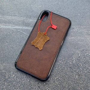 Echtes echtes dunkles Leder für Apple iPhone XR Hülle, weicher Halter, erstklassiges Retro-Gummi, schlank, magnetischer handgefertigter Stil