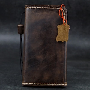 Funda de cuero encerado hecha a mano para Samsung Galaxy de ARICHI, con acabado vintage engrasado, gruesa, blanca, cosida a mano, cierre magnético para S25, S24, S23, Note 20