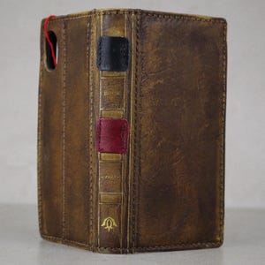 ARICHI Vintage Echtleder Handytasche Brieftasche für Google Pixel 9 8 7 6 5 4 Pro XL Fold | Handarbeit im Antik-Buch-Stil