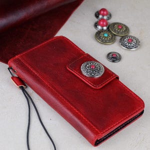 Funda de piel auténtica roja hecha a mano para Apple iPhone 16, 15, 14, 13, 12 Pro Max SE, cierre magnético con cera pulida, ranuras para tarjetas con dije de joyería, ARICHI
