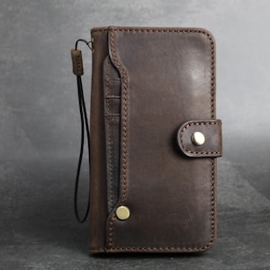 Capa de couro estilo livro para Motorola – Capa tipo carteira escura com compartimentos para cartões giratórios, clássica e feita à mão para Razr Plus, Edge 50 e G Stylus da ARICHI