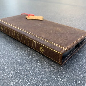 Handmade Oiled Leather iPhone 11 Pro Max Wallet Case: Book Style