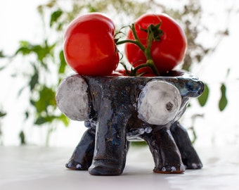 Cute Hand-Made Elephant Bowl | Ceramic, Craquelé