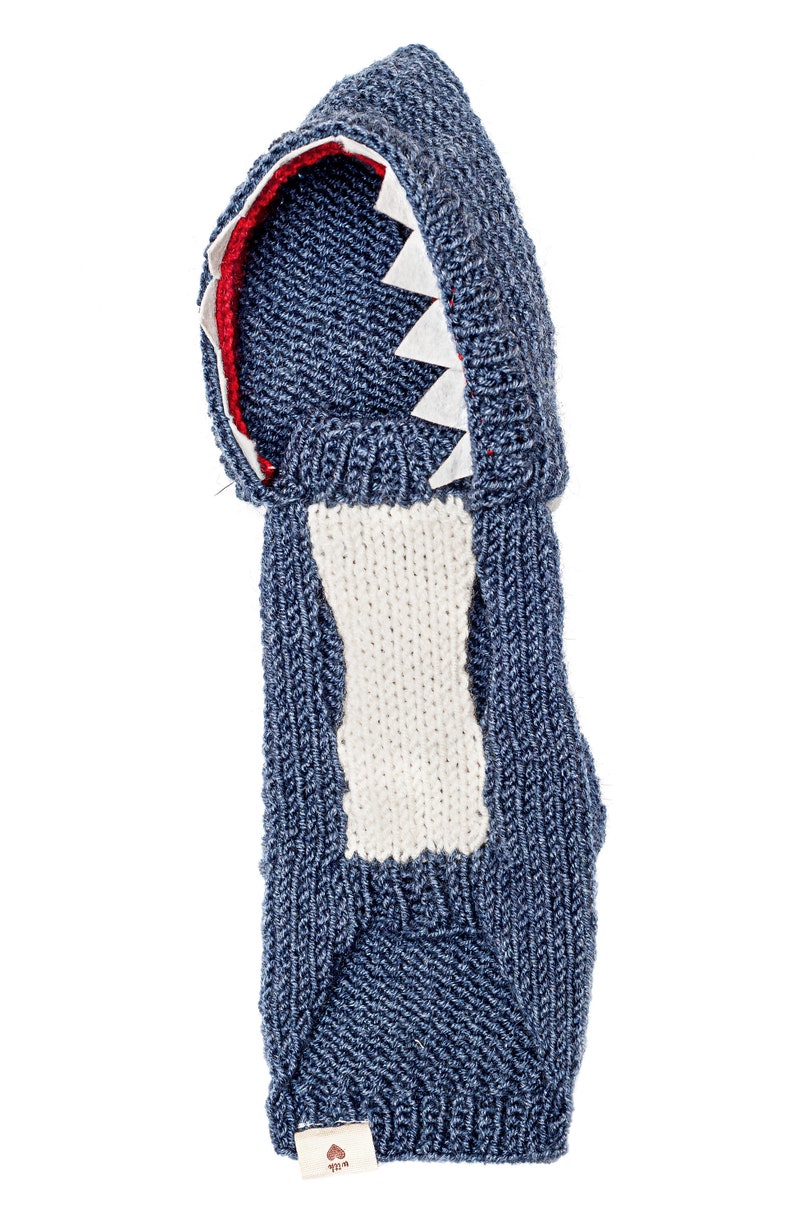 Shark knit sweater for ferret image 4