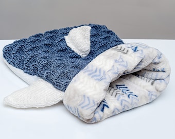 Shark sleeping sack for ferret, hedgehogs, rats, guinea pigs, hamsters, degu and other small animals.