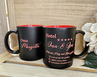 gravierte Tasse/Kaffeebecher personalisiert - Motiv "Hotel Oma & Opa"