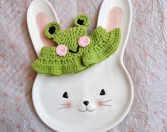 Green Frog Handmade Crochet Bucket Hat, White flower, bunny rabbit pet hat, Rabbit lover gift, rabbit pet gift, Rabbit clothing, bunny lover