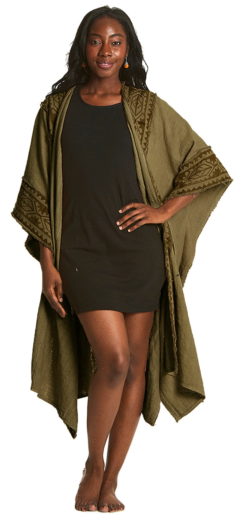 Simple square poncho with high neck made from acrylic shawls. image 6