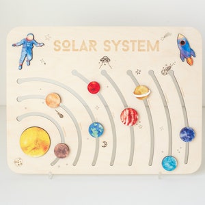 Puzzle en bois avec des planètes du système solaire, jouet éducatif, cadeau de fête de bébé, cadeaux de Noël, cadeau de bébé personnalisé, jouets en bois pour tout-petits image 10