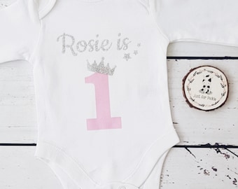 Personalisiertes 1. Geburtstags-Baby-Weste-Outfit, ein Junge, Mädchen, Name, Cake Smash