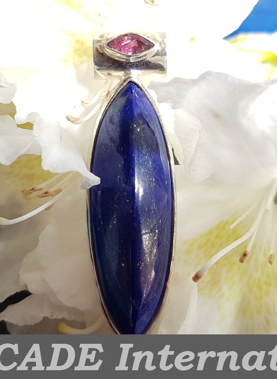 The Magic Eye Lapis Lazuli Pendant with Silver