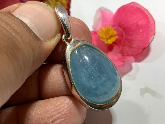 Very special and big Aquamarin Pendant with an unique Design in Silver  ( 925 ) Sterling.