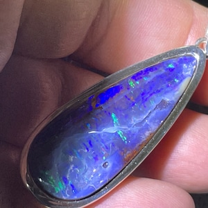 Boulder Opal (Australia) Pendant with Sterling (925)
