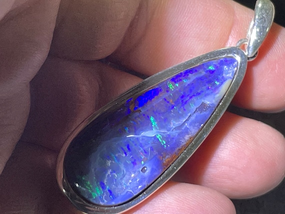 Boulder Opal (Australia) Pendant with Sterling (925)