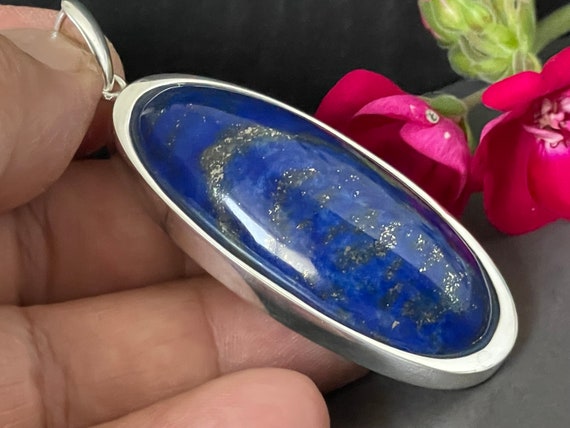 Beautiful natural Lapislazuli Pendant handmade in silver 925 sterling