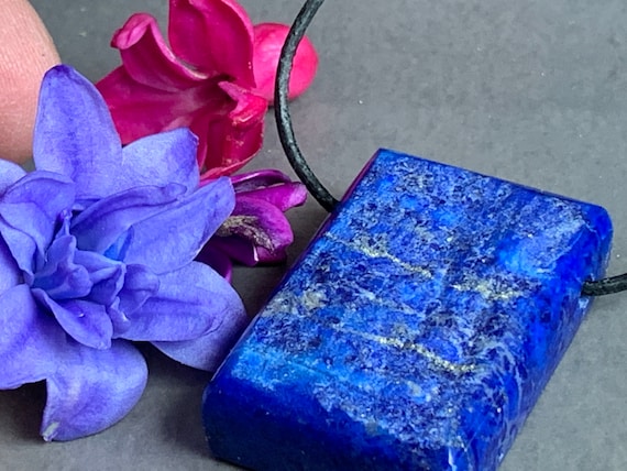 Beautiful natural Lapislazuli handmade