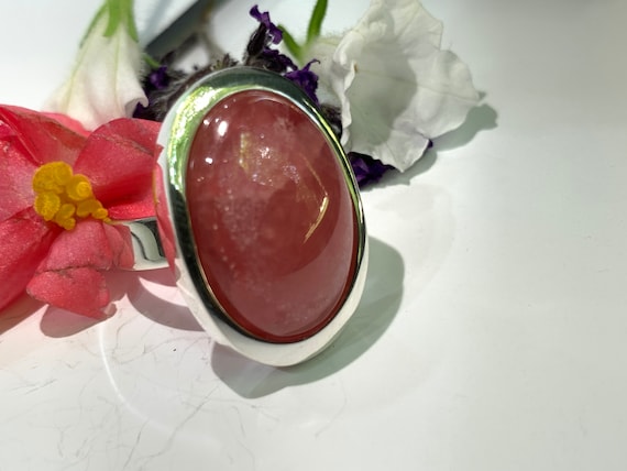 Very nice rodochrosite ring in silver 925 sterling from Argentina.
