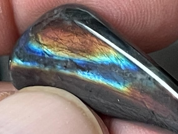 Unusual, beautiful Spectrolith (Finland)