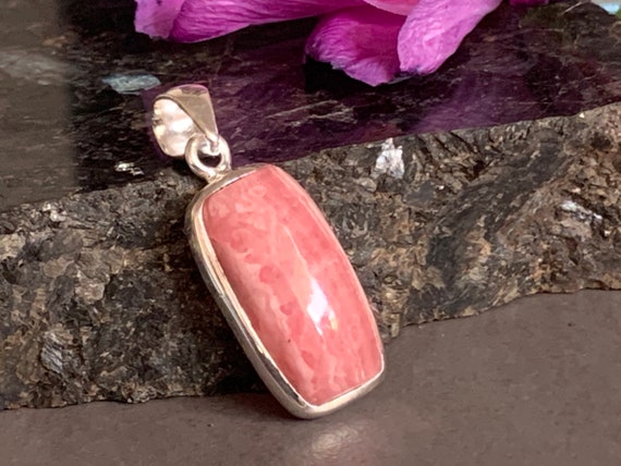 Very nice rodochrosite ring in silver 925 sterling from Argentina.