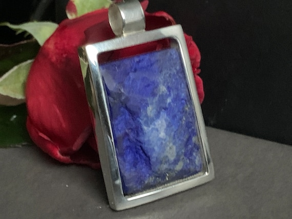 Beautiful natural Lapislazuli Pendant handmade in silver 925 sterling