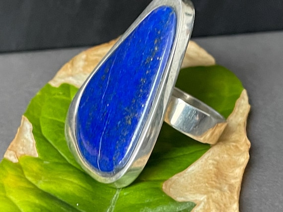 Beautiful  Lapislazuli Ring handmade in silver 925 sterling