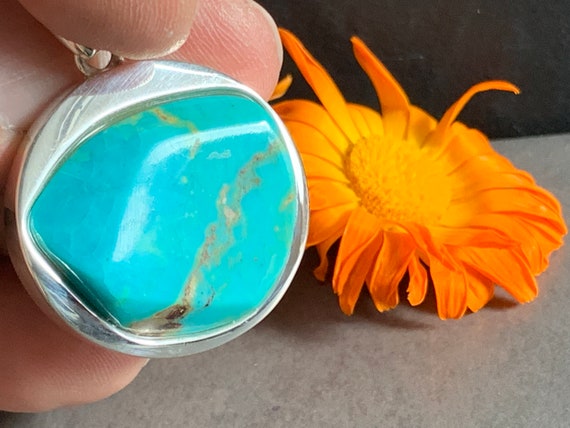 Real turquoise pendant in silver (925) sterling