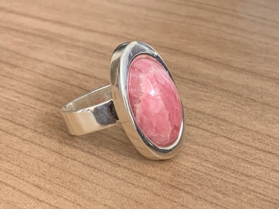 Very nice rodochrosite ring in silver 925 sterling from Argentina.