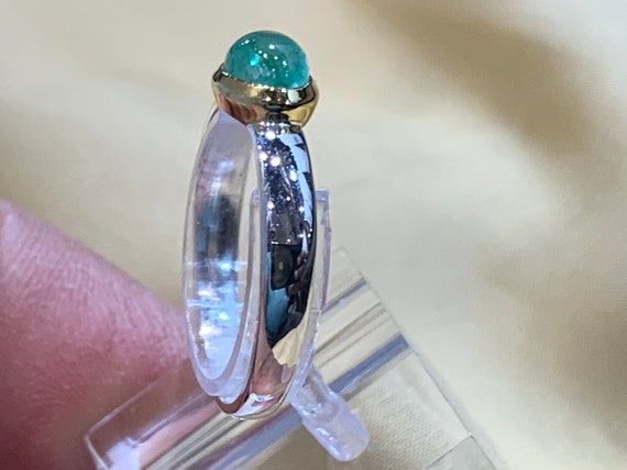 Very fine emerald ring in sterling silver 925 sterling with gold-plated edge (5 microns)