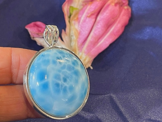 Very nice Larimar Pendant in an extravagant design with silver (925) sterling.