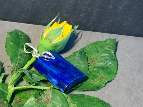 Beautiful natural Lapislazuli Pendant handmade in silver 925 sterling