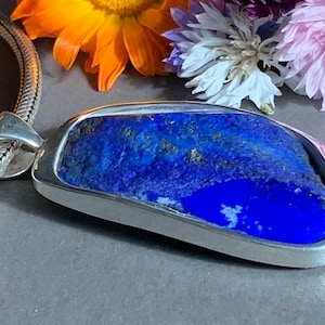 Beautiful natural Lapislazuli Pendant handmade in silver 925 sterling