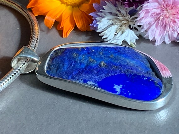 Beautiful natural Lapislazuli Pendant handmade in silver 925 sterling