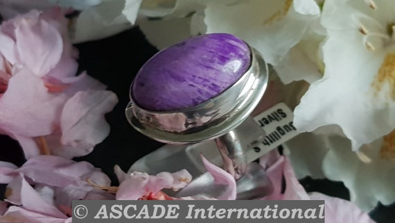 Very nice Sugilit ring in extravagant design with silver ( 925 ) sterling