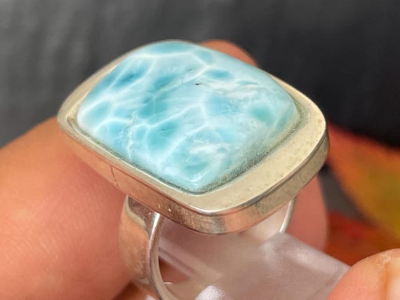 Very nice Larimar ring in an extravagant design with silver (925) sterling.