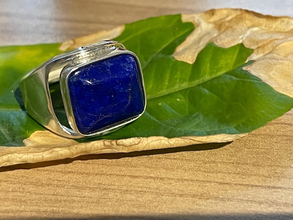 Beautiful  Lapislazuli Ring handmade in silver 925 sterling