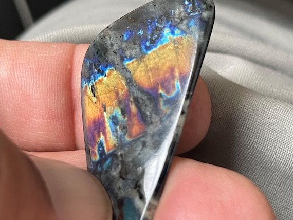 Unusual, beautiful Spectrolith (Finland)