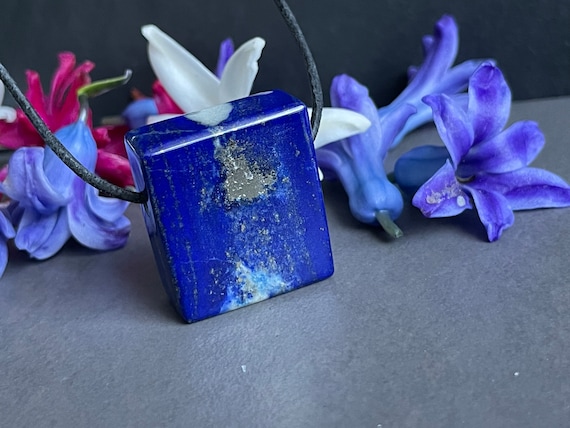 Beautiful natural Lapislazuli handmade