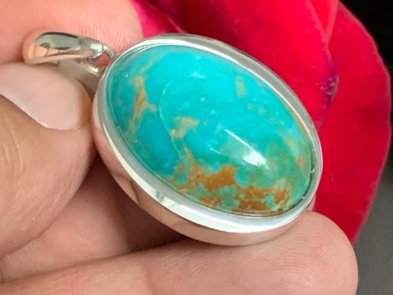 Real turquoise pendant in silver (925) sterling