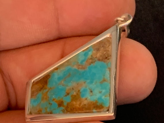 Real turquoise pendant in silver (925) sterling