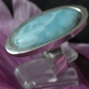 Very nice Larimar ring in an extravagant design with silver (925) sterling.
