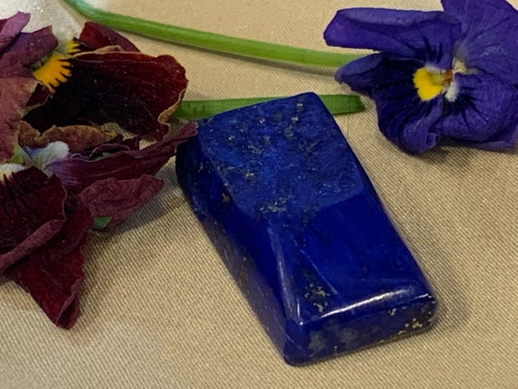 Beautiful natural Lapislazuli handmade