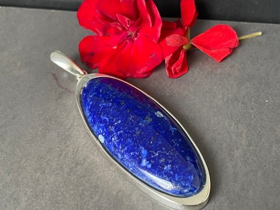 Beautiful natural Lapislazuli Pendant handmade in silver 925 sterling