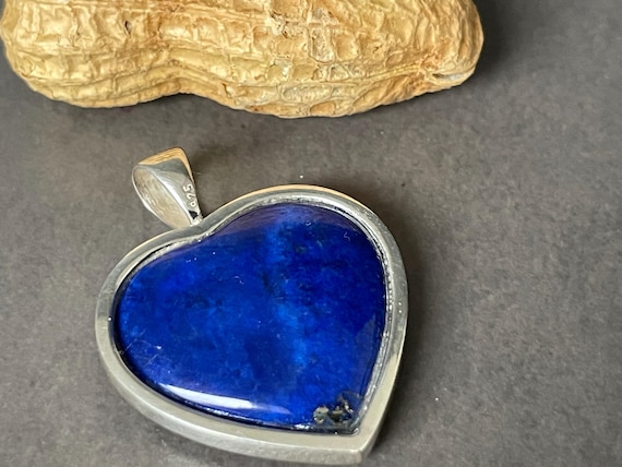 Beautiful natural Lapislazuli Pendant handmade in silver 925 sterling