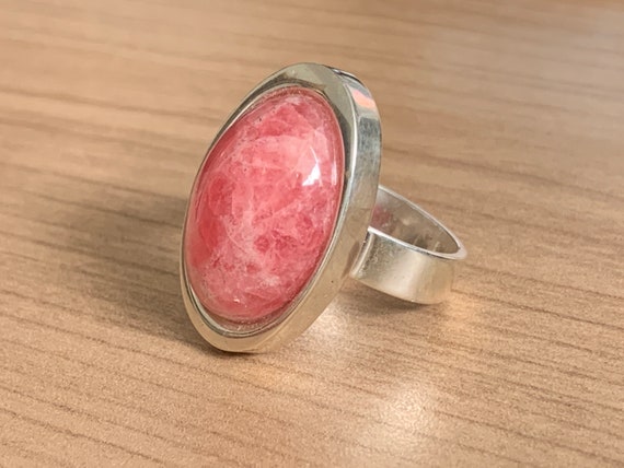 Very nice rodochrosite ring in silver 925 sterling from Argentina.