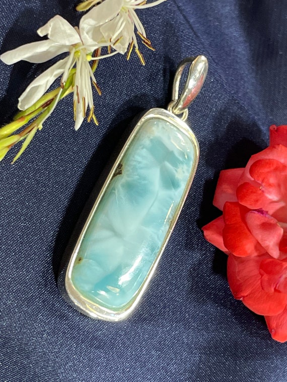 Very nice Larimar Pendant in an extravagant design with silver (925) sterling.